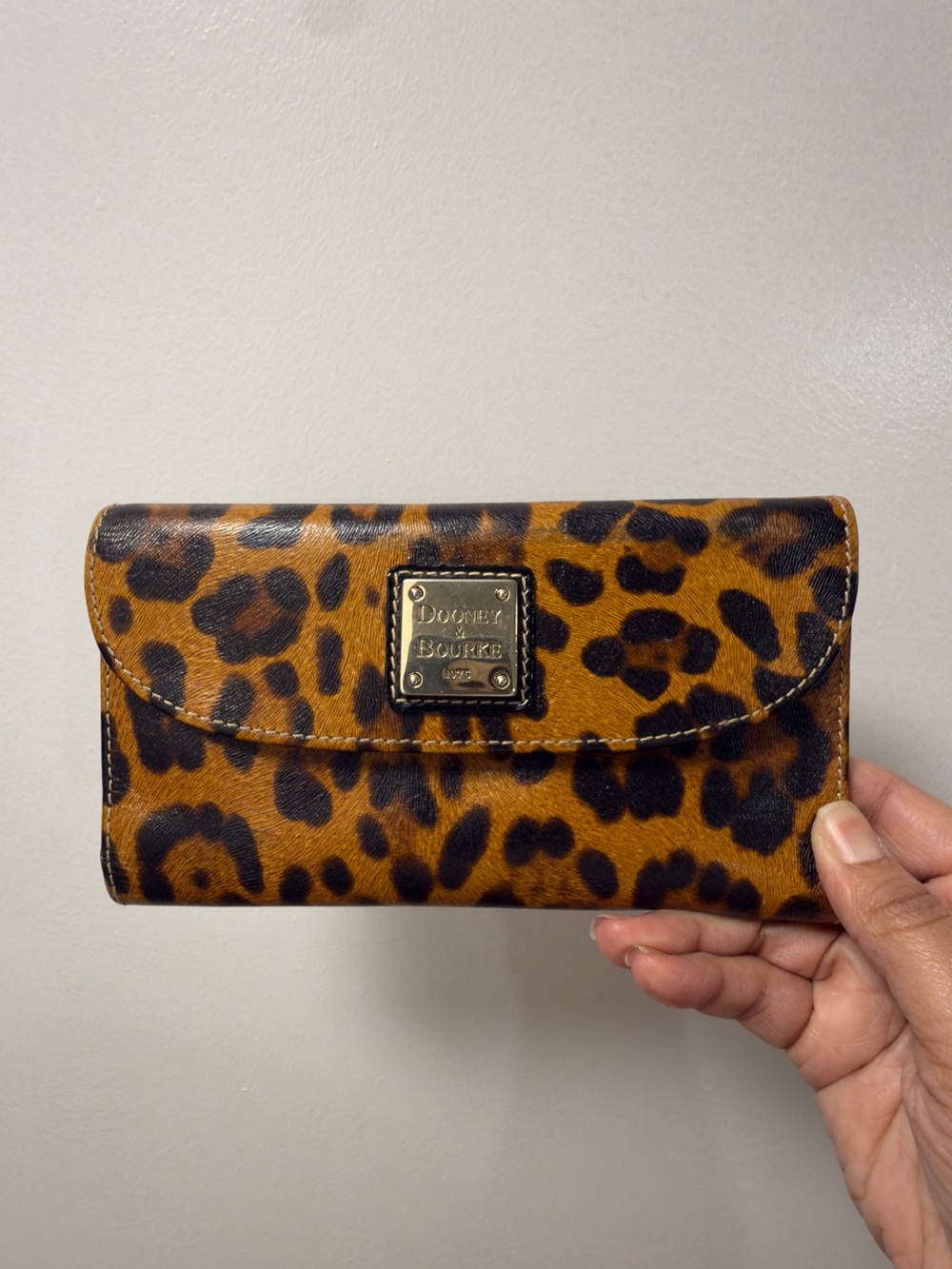 Dooney & Bourke Leopard-Print Leather Wallet - Brown/Black